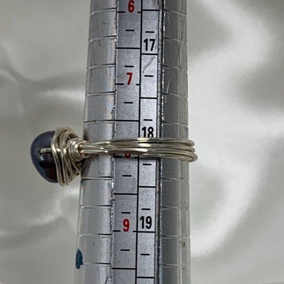 Genuine Black Pearl Ring Silver Tone Copper Wire & Black Pearl Order To Fit - Picture 7 of 8